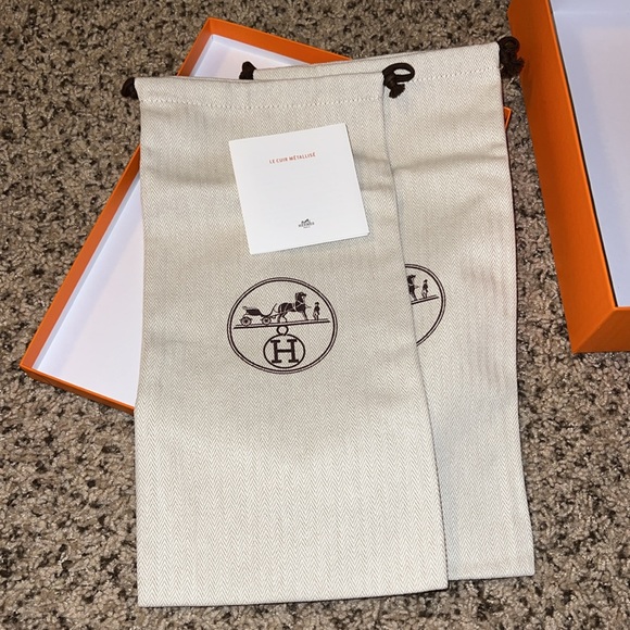 Hermes Oran Sandals - Picture 10 of 15